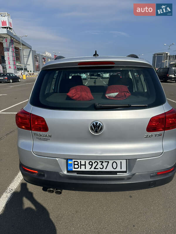 Позашляховик / Кросовер Volkswagen Tiguan 2014 в Одесі