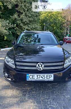 Внедорожник / Кроссовер Volkswagen Tiguan 2013 в 