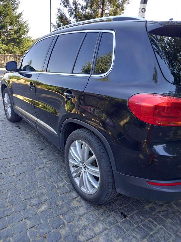 Внедорожник / Кроссовер Volkswagen Tiguan 2013 в Черновцах фото 3 Внедорожник / Кроссовер Volkswagen Tiguan 2013 в Черновцах