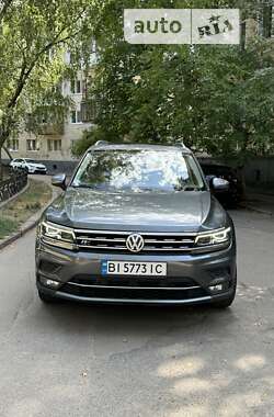 Позашляховик / Кросовер Volkswagen Tiguan 2018 в Полтаві