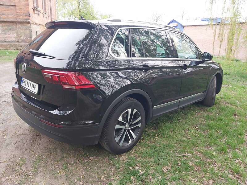 Внедорожник / Кроссовер Volkswagen Tiguan 2019 в Вышгороде