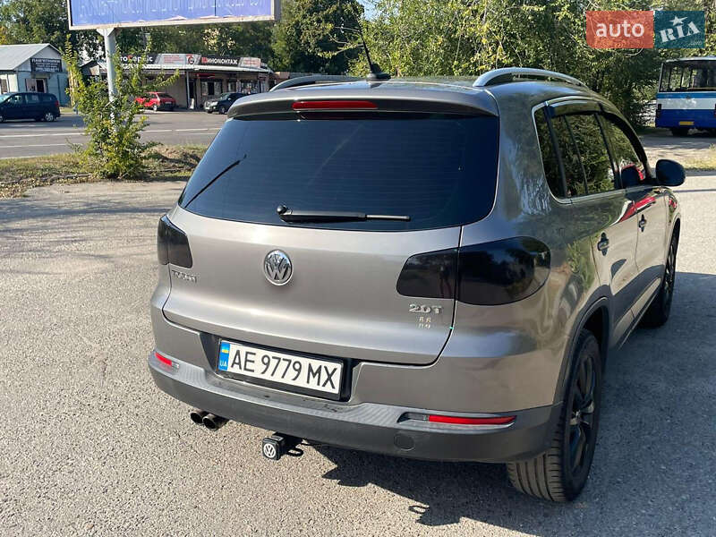 Внедорожник / Кроссовер Volkswagen Tiguan 2010 в Днепре