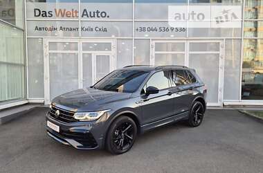 Внедорожник / Кроссовер Volkswagen Tiguan 2022 в Киеве