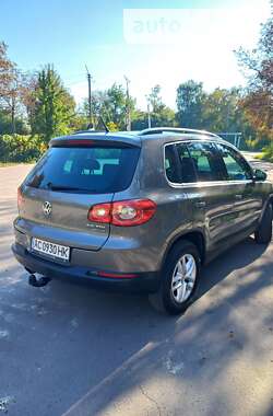 Позашляховик / Кросовер Volkswagen Tiguan 2010 в Луцьку