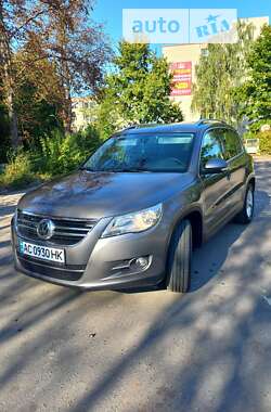 Позашляховик / Кросовер Volkswagen Tiguan 2010 в Луцьку