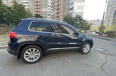 Внедорожник / Кроссовер Volkswagen Tiguan 2014 в Киеве