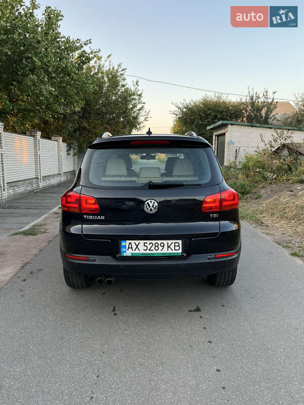 Внедорожник / Кроссовер Volkswagen Tiguan 2016 в Житомире фото 4 Внедорожник / Кроссовер Volkswagen Tiguan 2016 в Житомире