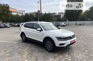 Внедорожник / Кроссовер Volkswagen Tiguan 2021 в Луцке