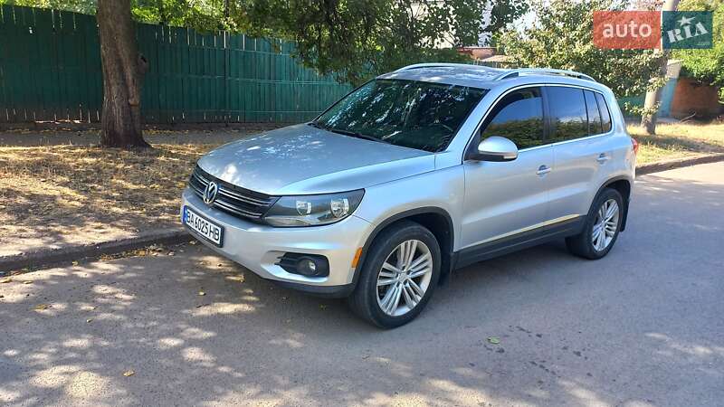 Внедорожник / Кроссовер Volkswagen Tiguan 2011 в Кропивницком