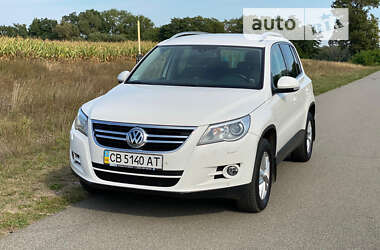 Внедорожник / Кроссовер Volkswagen Tiguan 2012 в Чернигове