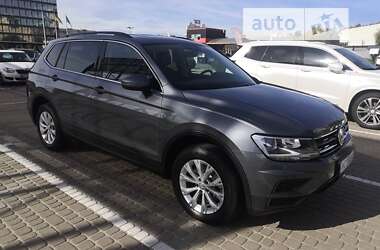 Позашляховик / Кросовер Volkswagen Tiguan 2018 в Львові