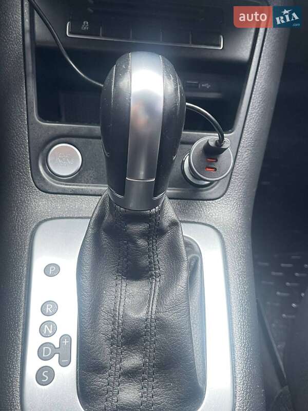 Внедорожник / Кроссовер Volkswagen Tiguan 2016 в Ивано-Франковске