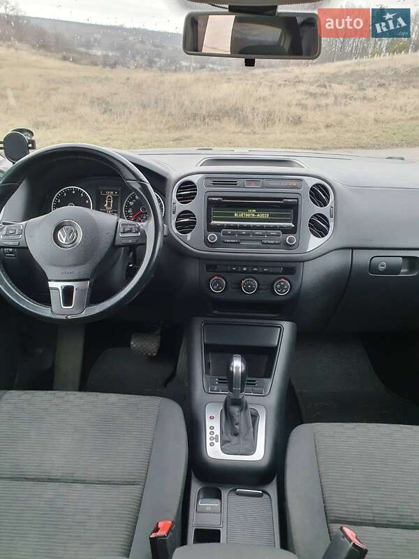 Внедорожник / Кроссовер Volkswagen Tiguan 2014 в Киеве