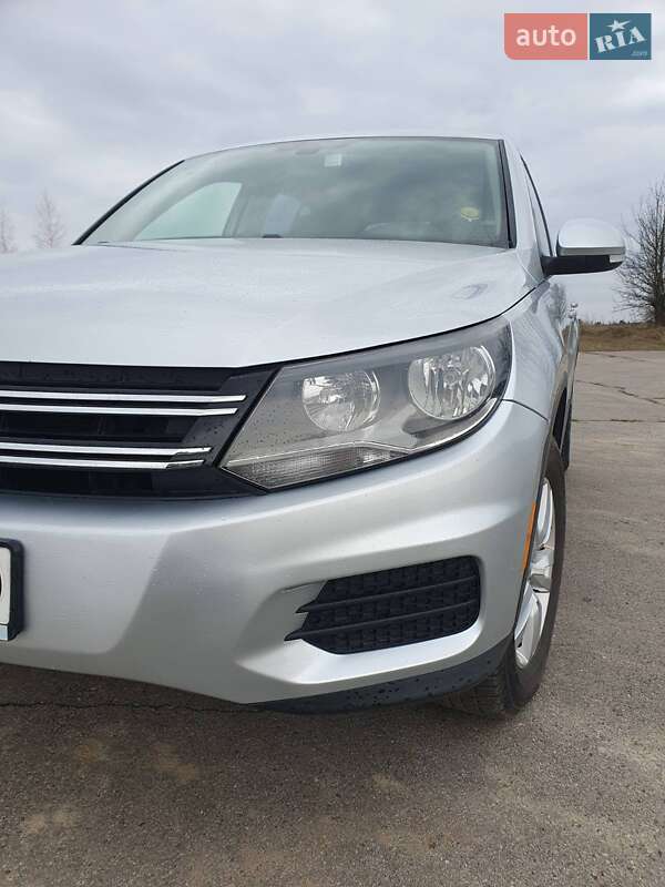 Внедорожник / Кроссовер Volkswagen Tiguan 2014 в Киеве