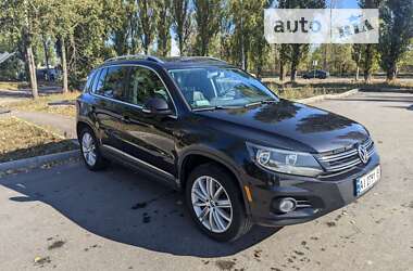 Внедорожник / Кроссовер Volkswagen Tiguan 2013 в Киеве