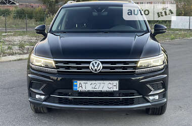 Внедорожник / Кроссовер Volkswagen Tiguan 2018 в Калуше