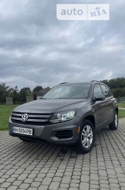 Позашляховик / Кросовер Volkswagen Tiguan 2015 в Львові