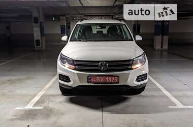 Внедорожник / Кроссовер Volkswagen Tiguan 2017 в Львове