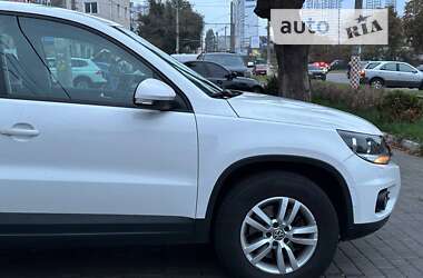 Внедорожник / Кроссовер Volkswagen Tiguan 2012 в Одессе