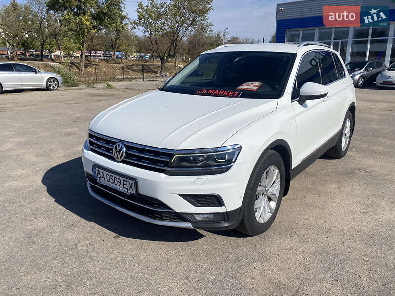 Позашляховик / Кросовер Volkswagen Tiguan 2018 в 