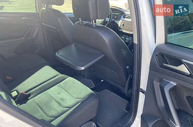 Позашляховик / Кросовер Volkswagen Tiguan 2018 в 