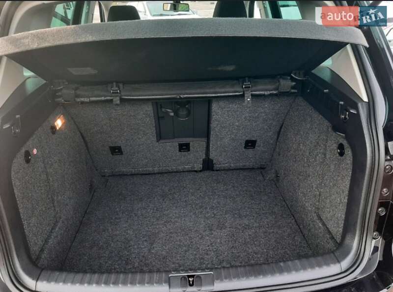 Внедорожник / Кроссовер Volkswagen Tiguan 2010 в Лохвице