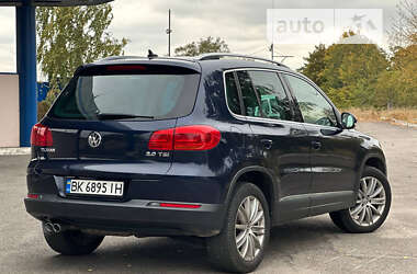 Внедорожник / Кроссовер Volkswagen Tiguan 2012 в Днепре