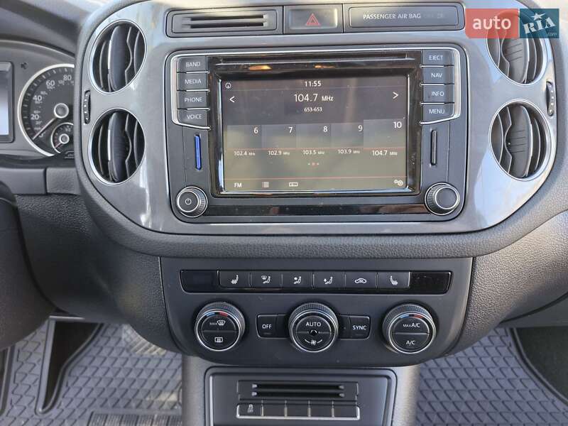 Внедорожник / Кроссовер Volkswagen Tiguan 2016 в Чернигове