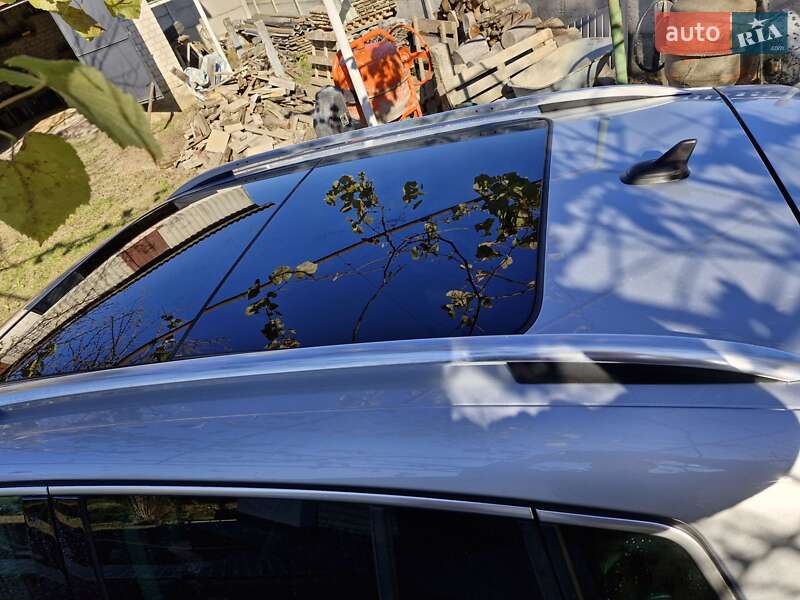 Внедорожник / Кроссовер Volkswagen Tiguan 2016 в Чернигове