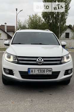 Внедорожник / Кроссовер Volkswagen Tiguan 2013 в Василькове