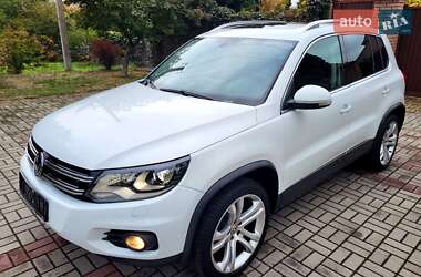 Внедорожник / Кроссовер Volkswagen Tiguan 2015 в Запорожье