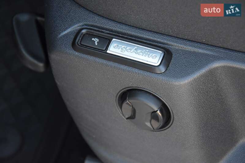 Внедорожник / Кроссовер Volkswagen Tiguan 2021 в Трускавце