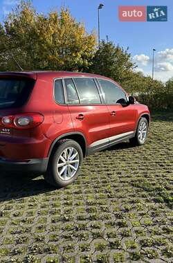 Внедорожник / Кроссовер Volkswagen Tiguan 2010 в Тернополе