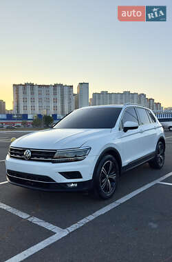 Позашляховик / Кросовер Volkswagen Tiguan 2019 в Києві