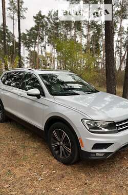 Позашляховик / Кросовер Volkswagen Tiguan 2018 в Києві