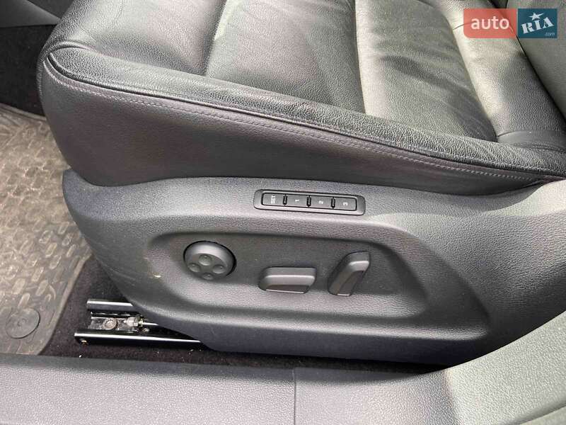 Внедорожник / Кроссовер Volkswagen Tiguan 2017 в Полтаве