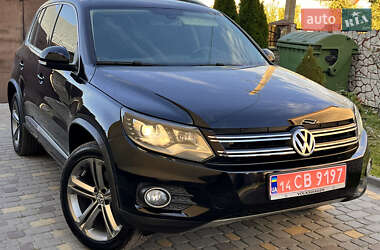 Внедорожник / Кроссовер Volkswagen Tiguan 2016 в Львове