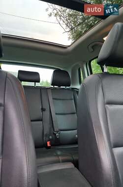 Внедорожник / Кроссовер Volkswagen Tiguan 2013 в 