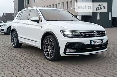 Позашляховик / Кросовер Volkswagen Tiguan 2017 в Хусті