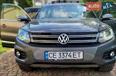 Внедорожник / Кроссовер Volkswagen Tiguan 2012 в Черновцах