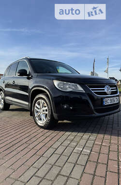 Позашляховик / Кросовер Volkswagen Tiguan 2009 в Львові