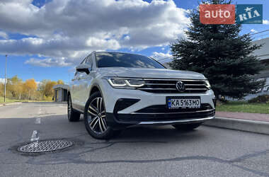 Позашляховик / Кросовер Volkswagen Tiguan 2022 в Києві