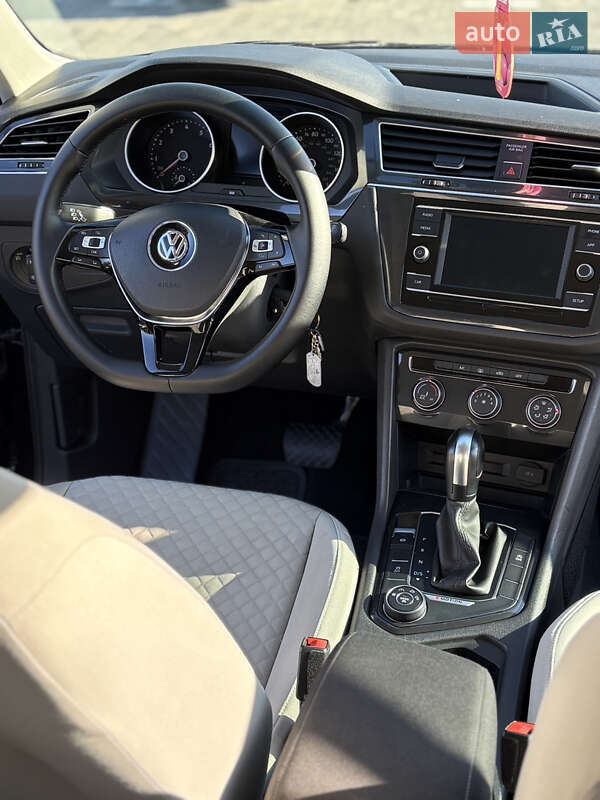 Внедорожник / Кроссовер Volkswagen Tiguan 2018 в Луцке
