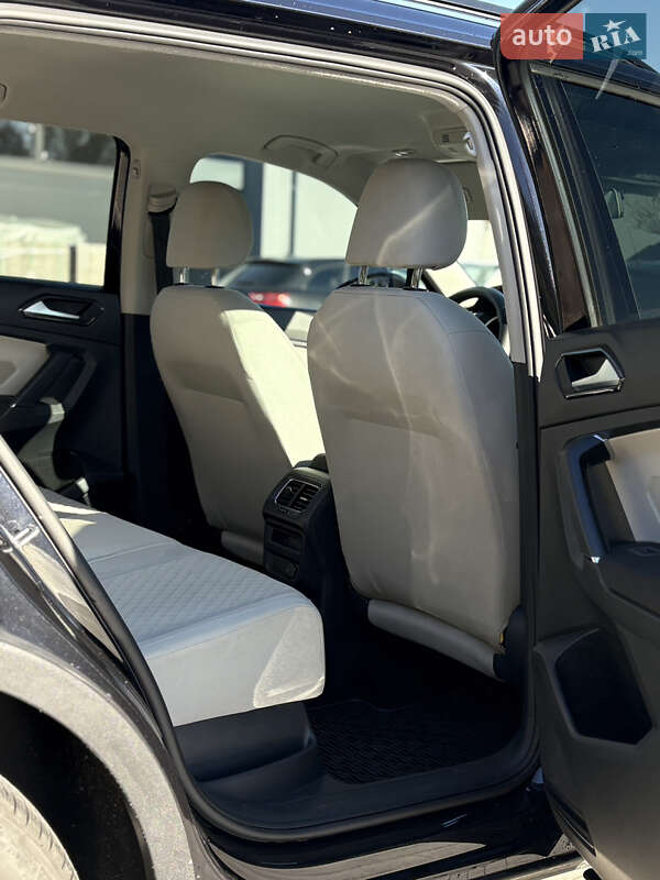 Внедорожник / Кроссовер Volkswagen Tiguan 2018 в Луцке