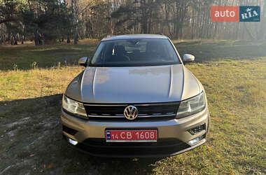 Внедорожник / Кроссовер Volkswagen Tiguan 2017 в Ковеле