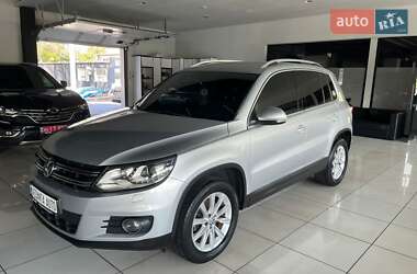 Позашляховик / Кросовер Volkswagen Tiguan 2014 в Одесі