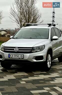 Позашляховик / Кросовер Volkswagen Tiguan 2017 в Ірпені