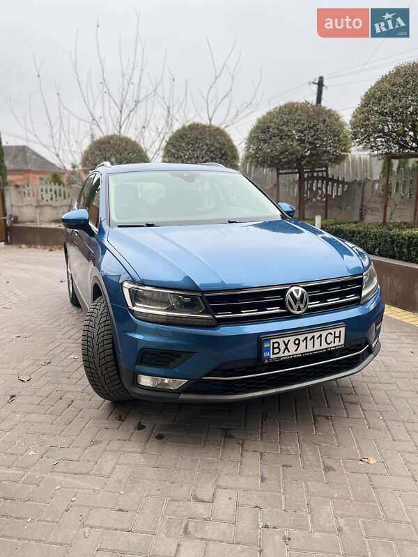 Позашляховик / Кросовер Volkswagen Tiguan 2017 в Хмельницькому