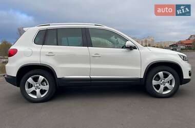 Внедорожник / Кроссовер Volkswagen Tiguan 2012 в Киеве