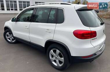 Внедорожник / Кроссовер Volkswagen Tiguan 2012 в Киеве